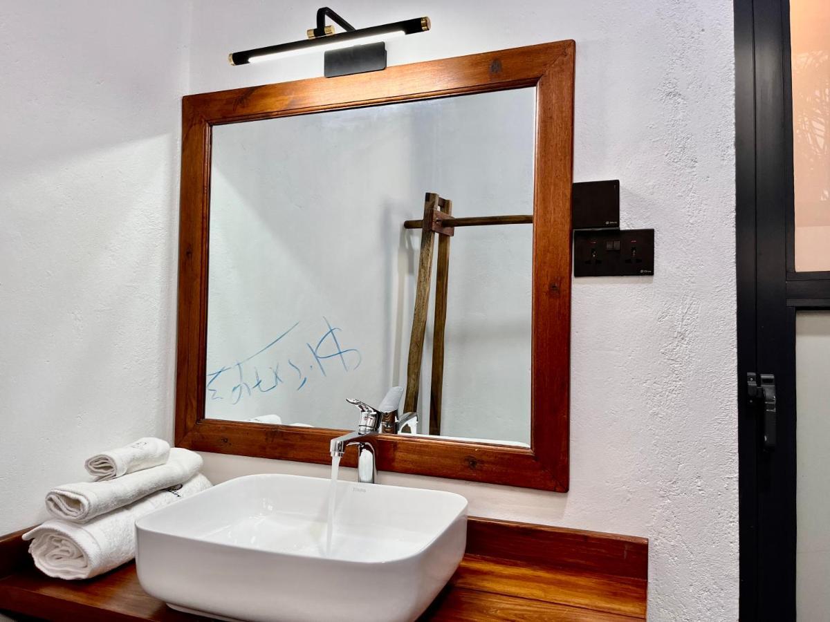 Hotel Njiro Legacy Arusza Zewnętrze zdjęcie